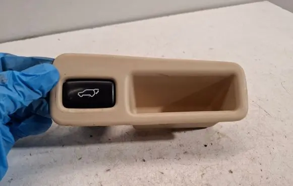 Lexus RX III Tailgate opening switch 6929148020