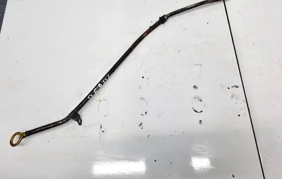 Chrysler Voyager Oil level dip stick 