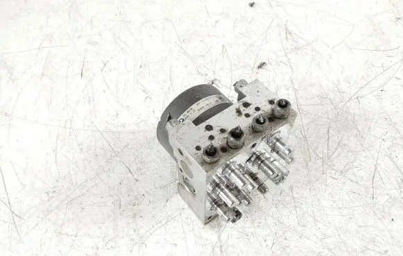 BMW i3 ABS Pump 6895507 10022015514 SCMK100