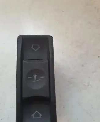 BMW 5 E34 Sunroof switch 61318359270