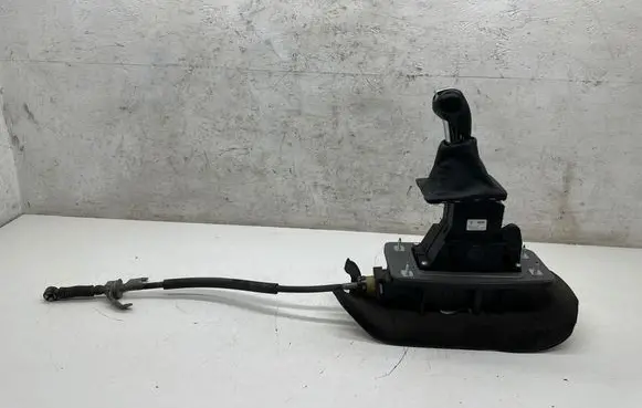Porsche Macan (95B) Gear shifter/selector 95B713041D