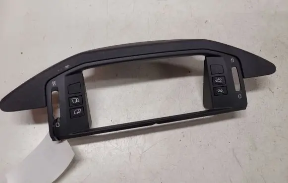 Citroen C6 Radio/GPS head unit trim 9644683577