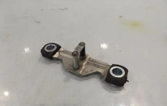 Skoda Fabia Mk2 (5J) Tailgate/trunk/boot lock/latch/bracket 
