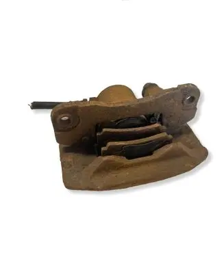 Mitsubishi Pajero Sport I Rear brake caliper 