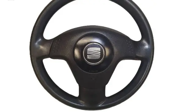 Seat Cordoba (6L) Steering wheel 6L0419091M