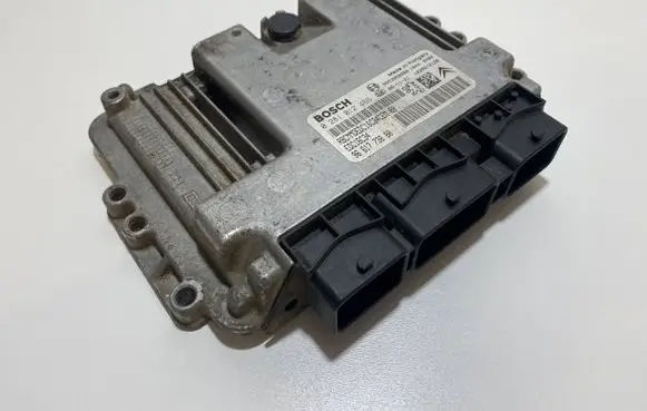 Citroen Xsara Picasso Engine control unit/module 9661773880 0281012466