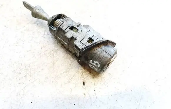 Volkswagen ID.4 Front door lock (next to the handle) 11a837167 11a837168