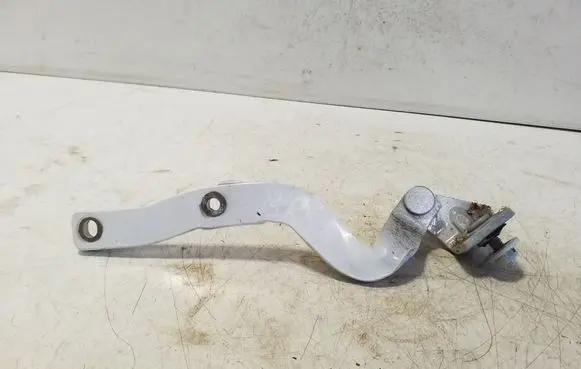 Audi TT TTS Mk2 Tailgate/trunk/boot hinge 8J8827300A
