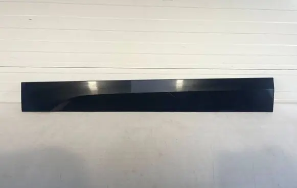 BMW iX Front door trim (molding) 8497329