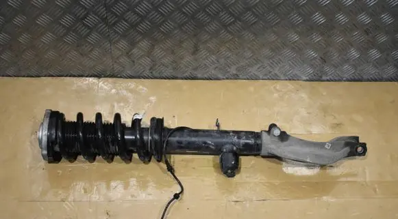 BMW X5 G05 Front shock absorber/damper 6869022