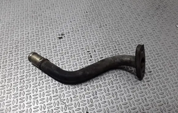 Coolant pipe/hose