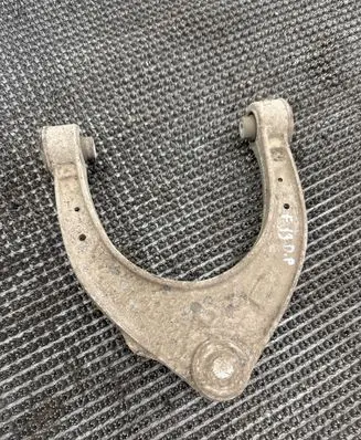 BMW 6 F12 F13 Front upper control arm/wishbone 2450817