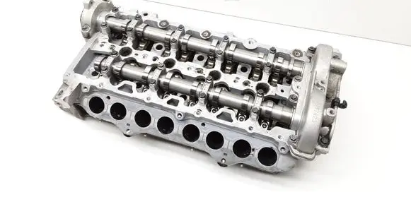 Volvo S60 Engine head 31430110 P31430110