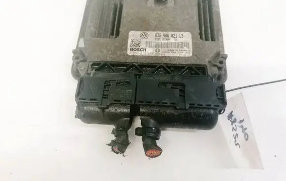 Skoda Octavia Mk2 (1Z) Engine control unit/module 03G906021LB 0281013238