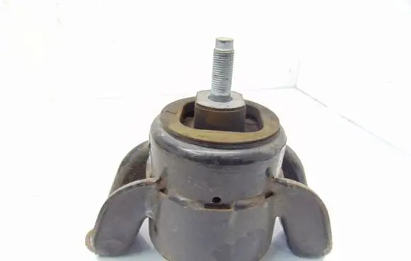 KIA Ceed Engine mount vacuum valve 