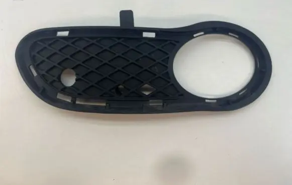 Mercedes-Benz C W203 Front fog light trim/grill A2038851023