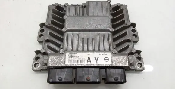 Nissan Qashqai Engine control unit/module S180033104