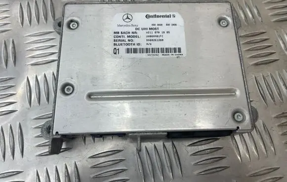 Mercedes-Benz E W211 Bluetooth control unit module A2118701885