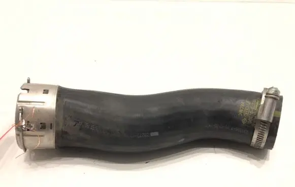 Intercooler hose/pipe