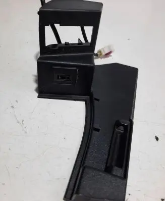 USB socket connector