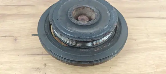 Mercedes-Benz E W211 Crankshaft pulley