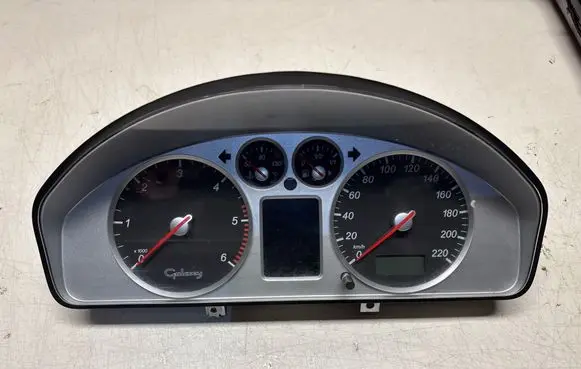 Ford Galaxy Speedometer (instrument cluster) 7M5920840P YM2110849 2904040314