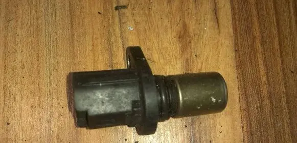 Toyota Corolla E120 E130 Camshaft position sensor 9091905026