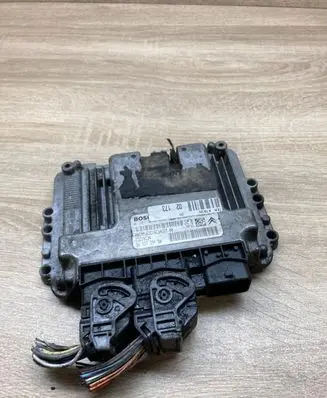 Peugeot 207 Engine control unit/module ECU 9663755480 0281013868