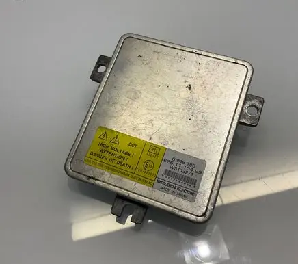 BMW 5 F10 F11 Xenon control unit/module 6948180 6261110499