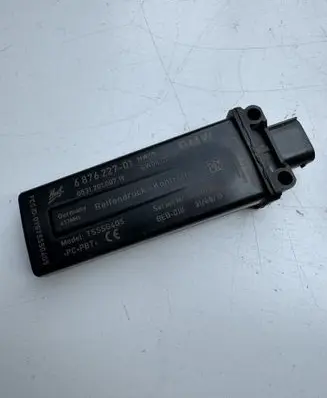 BMW X3 F25 Tire pressure control unit 6876227 0400289126