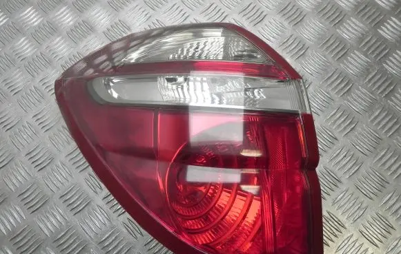 Subaru Legacy Rear/tail lights Koito22020952 A2040