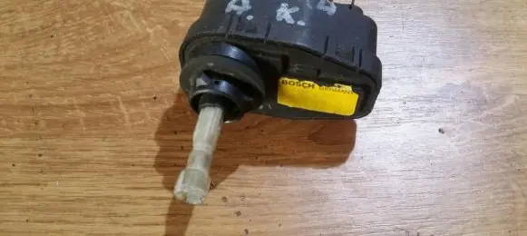 Opel Vectra A Headlight level adjustment motor 
