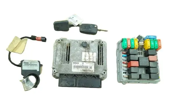 Iveco Daily 4th gen Engine control unit/module 504121602 0281012193