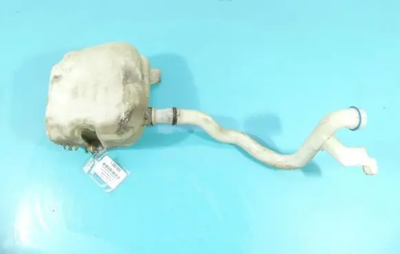 Suzuki Swift I Windshield washer fluid reservoir/tank IMPRK1353033