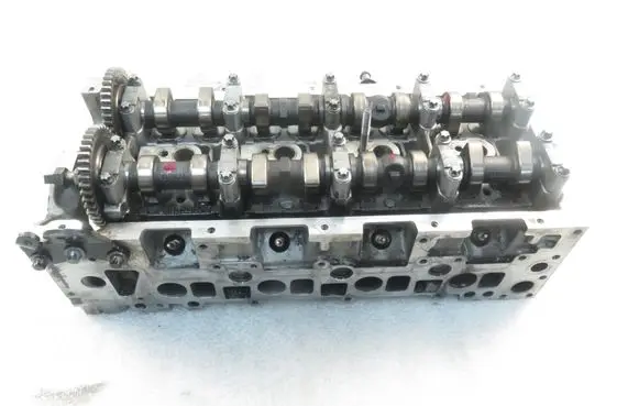 Mercedes-Benz C AMG W203 Engine head 6110162001
