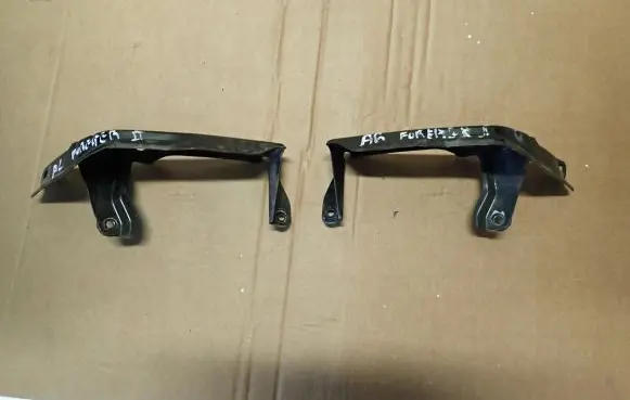 Subaru Forester SG Headlight/headlamp mounting bracket