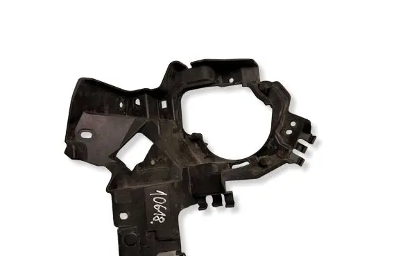 Mazda 6 Fog light bracket G46L51684