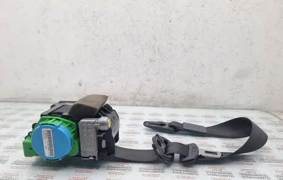 Audi A4 S4 B8 8K Front seatbelt 8K1857706K