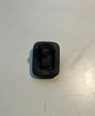 Mitsubishi Pajero Tie down hook / loop 