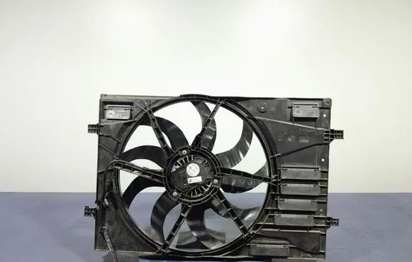 Skoda Kamiq Electric radiator cooling fan 2Q0121207J