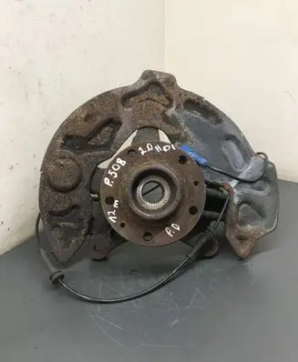 Peugeot 508 RXH Front wheel hub