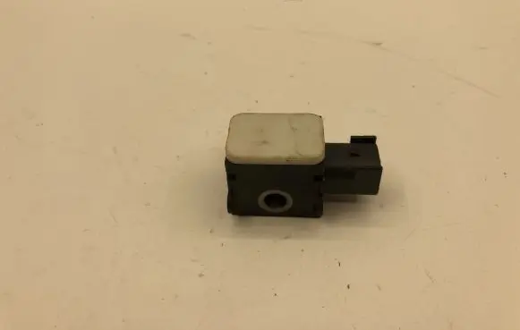 Hyundai Santa Fe Airbag deployment crash/impact sensor 9592028000