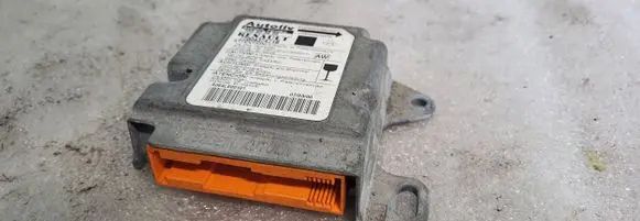 Renault Scenic I Airbag control unit/module 7700437471B 550803800