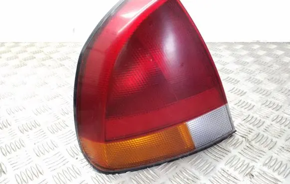 Mitsubishi Carisma Rear/tail lights MB944543