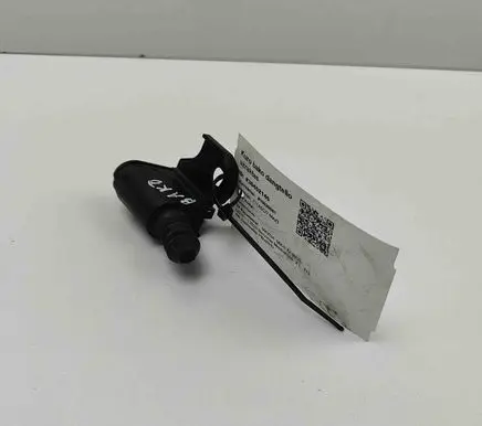 Fuel tank cap lock