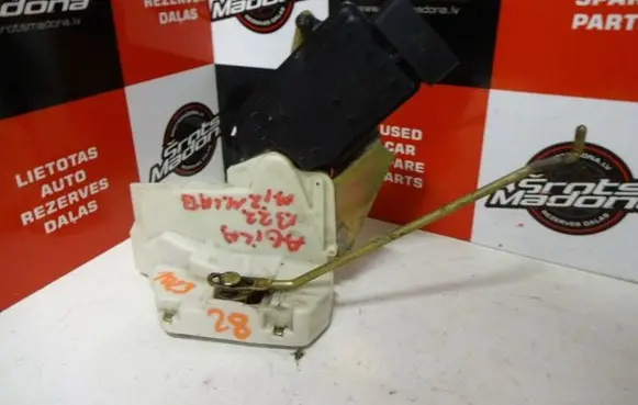 Opel Agila A Rear door lock