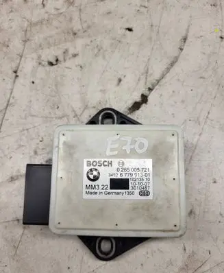 BMW X5 E70 ESP acceleration yaw rate sensor 6779913 0265005721 3010487