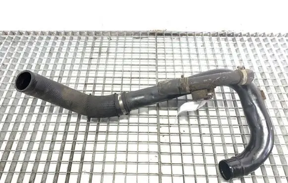 Intercooler hose/pipe