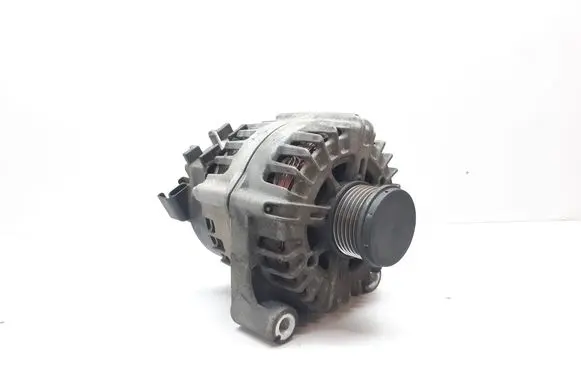 BMW 3 E90 E91 Generator/alternator 8507624