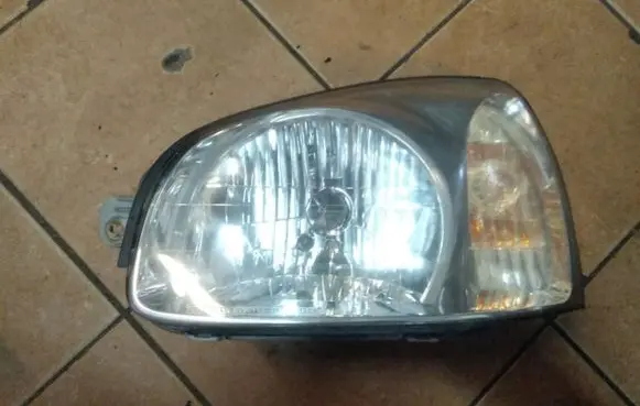 Hyundai Santa Fe Headlight/headlamp